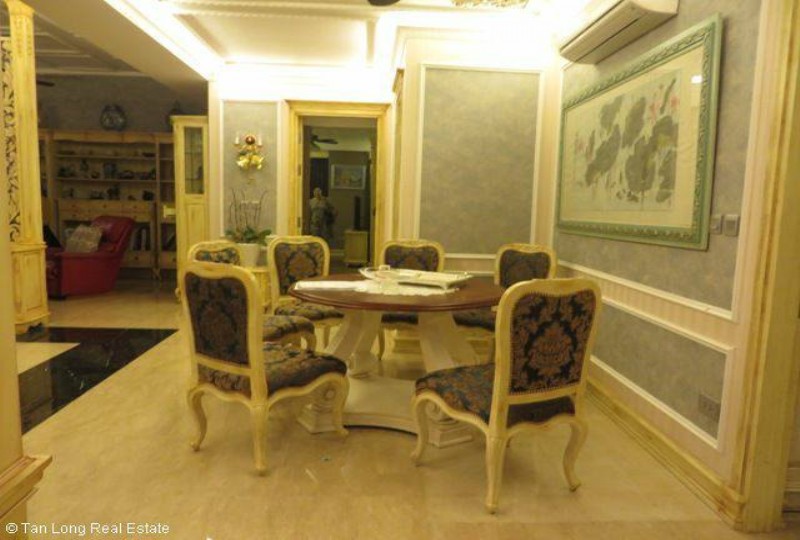 Bán căn hộ tầng trung tòa L1 ciputra. Giá 8 tỷ 1