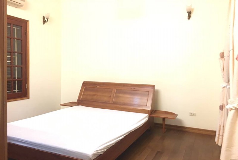 Bán nhà riêng ngõ 31 Xuân Diệu. Giá bán 9 tỷ 12